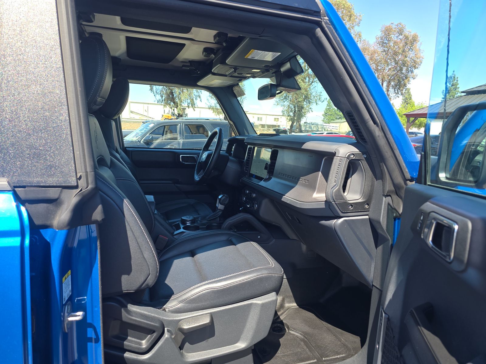 FORD BRONCO - 9