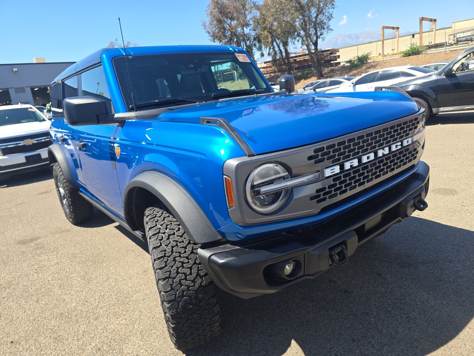 FORD BRONCO - 4
