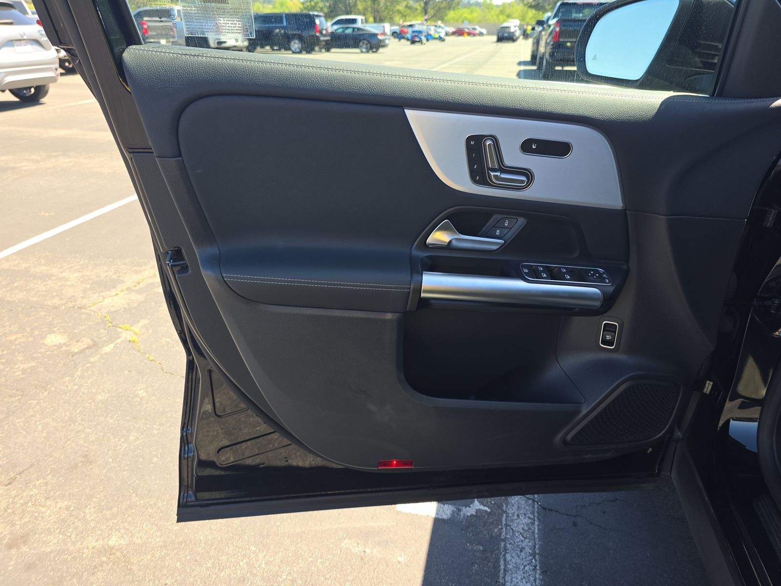 MERCEDES-BENZ GLA-CLASS - 10