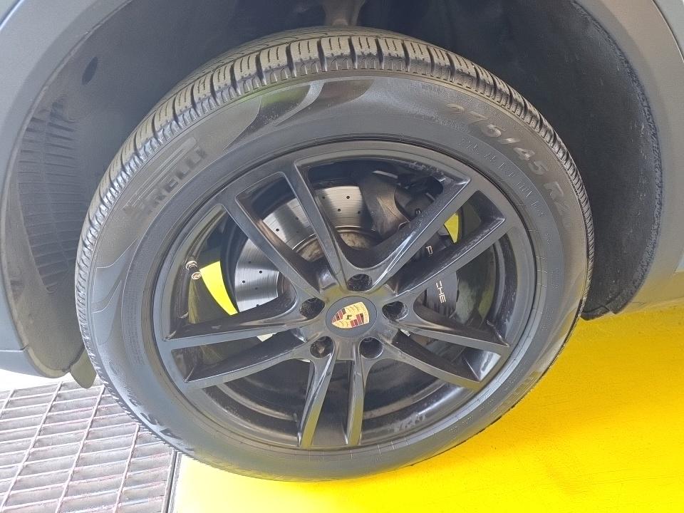 2019 Porsche Cayenne Base AWD