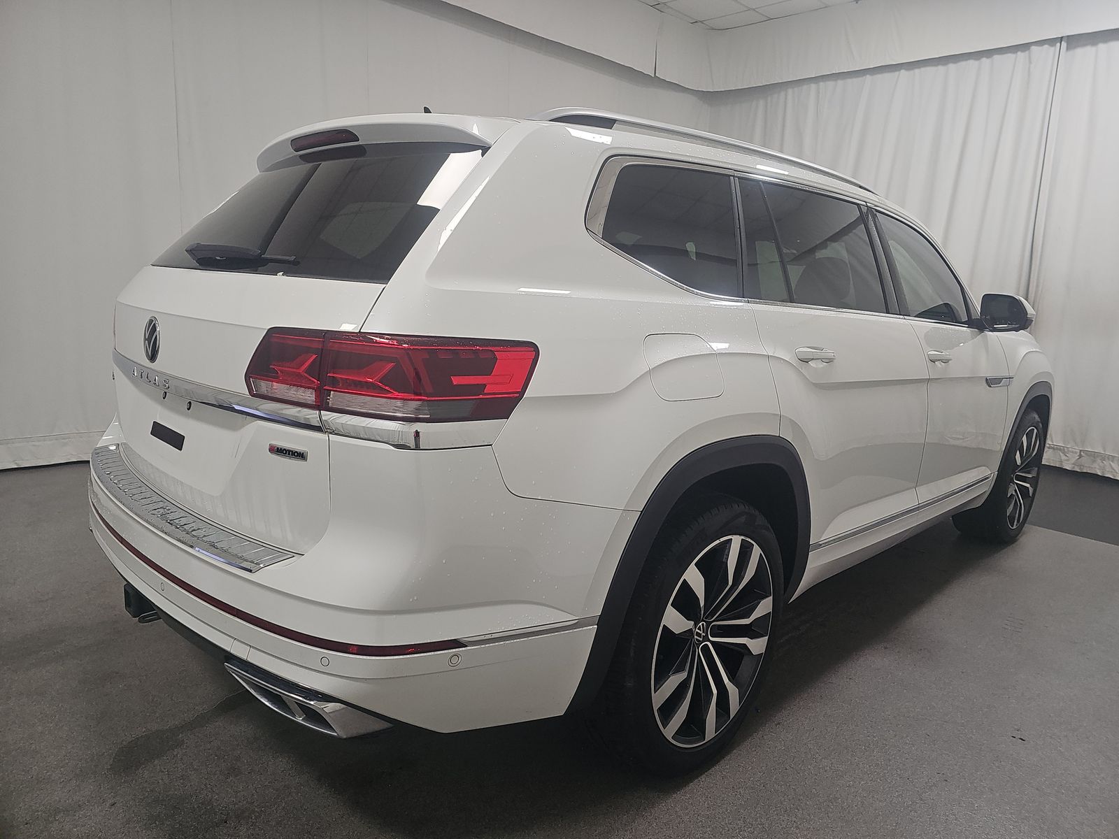 2021 Volkswagen Atlas 3.6L SEL Premium R-Line AWD