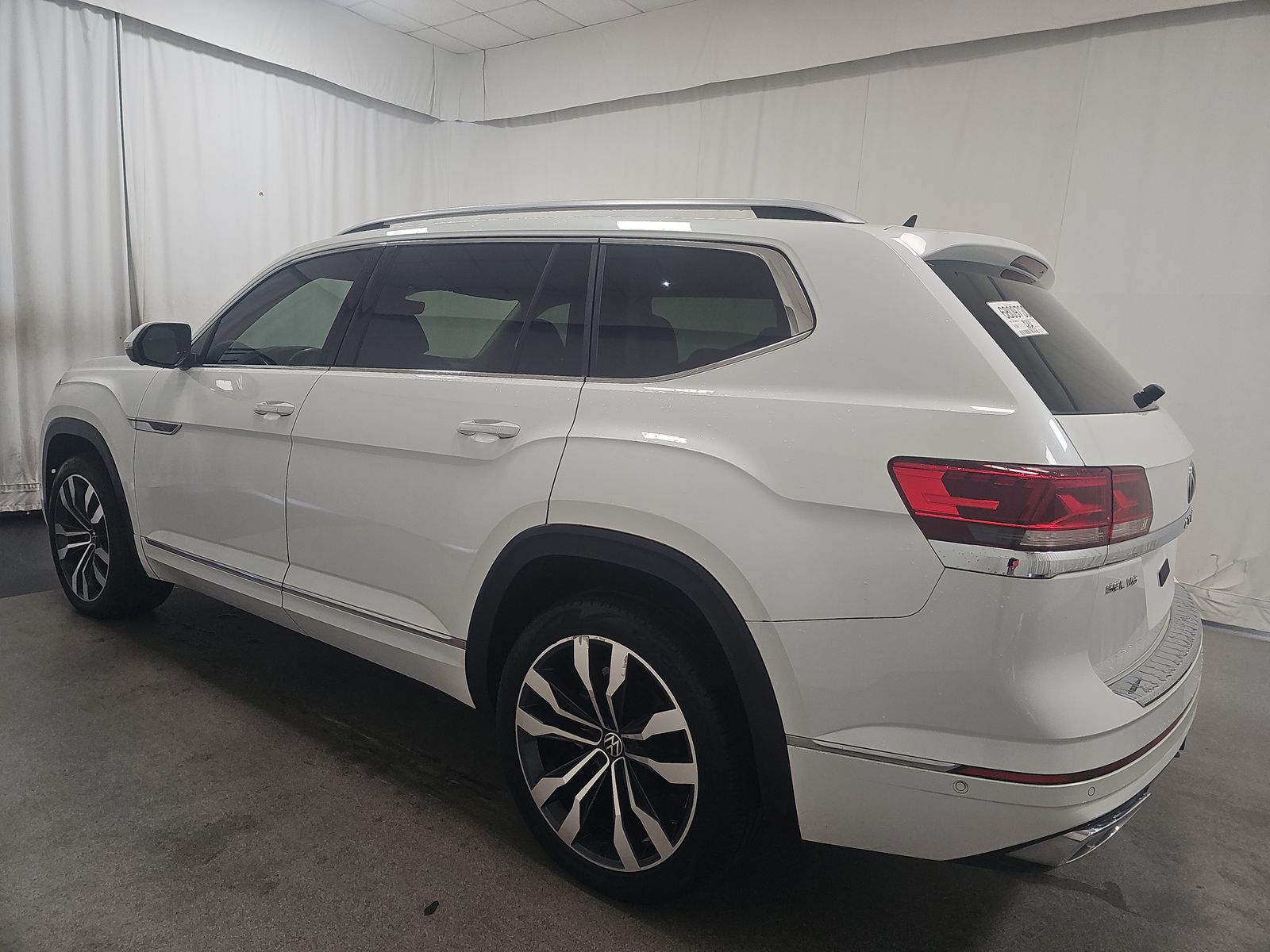 2021 Volkswagen Atlas 3.6L SEL Premium R-Line AWD