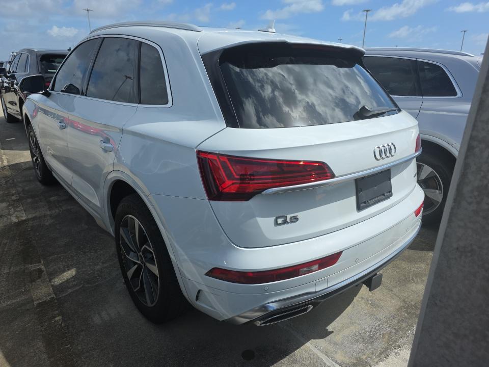 2023 Audi Q5 S line Premium Plus AWD