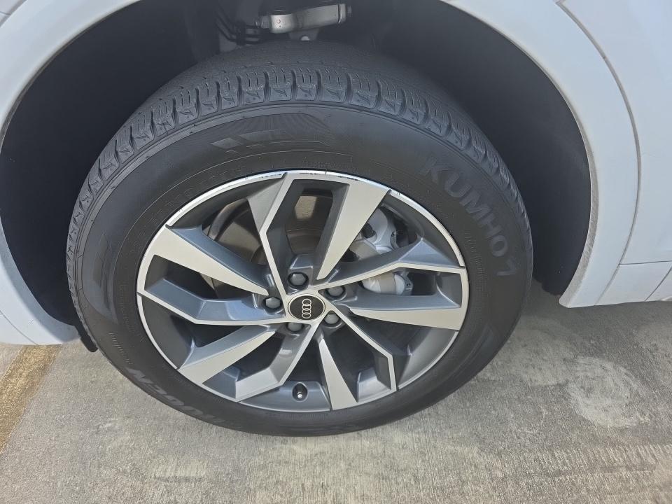 2023 Audi Q5 S line Premium Plus AWD