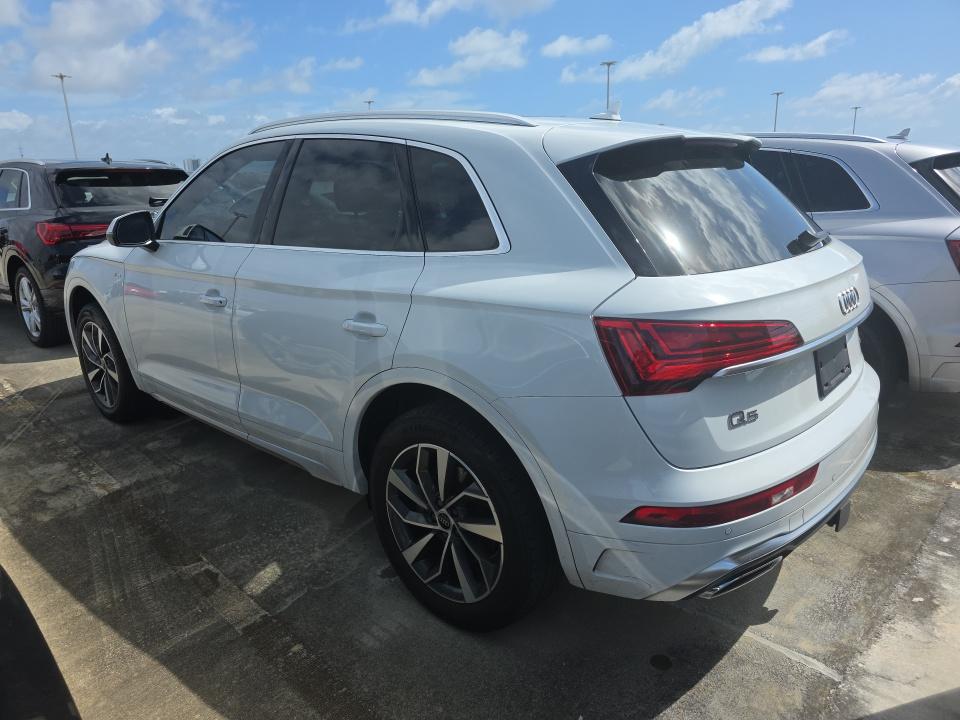 2023 Audi Q5 S line Premium Plus AWD