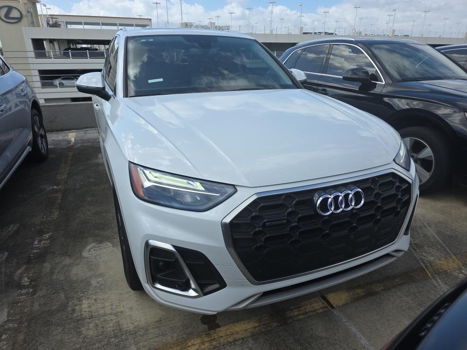 2023 Audi Q5 S line Premium Plus AWD