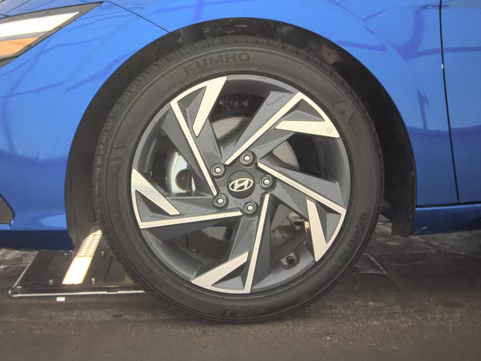 HYUNDAI SEL SPORT - 10