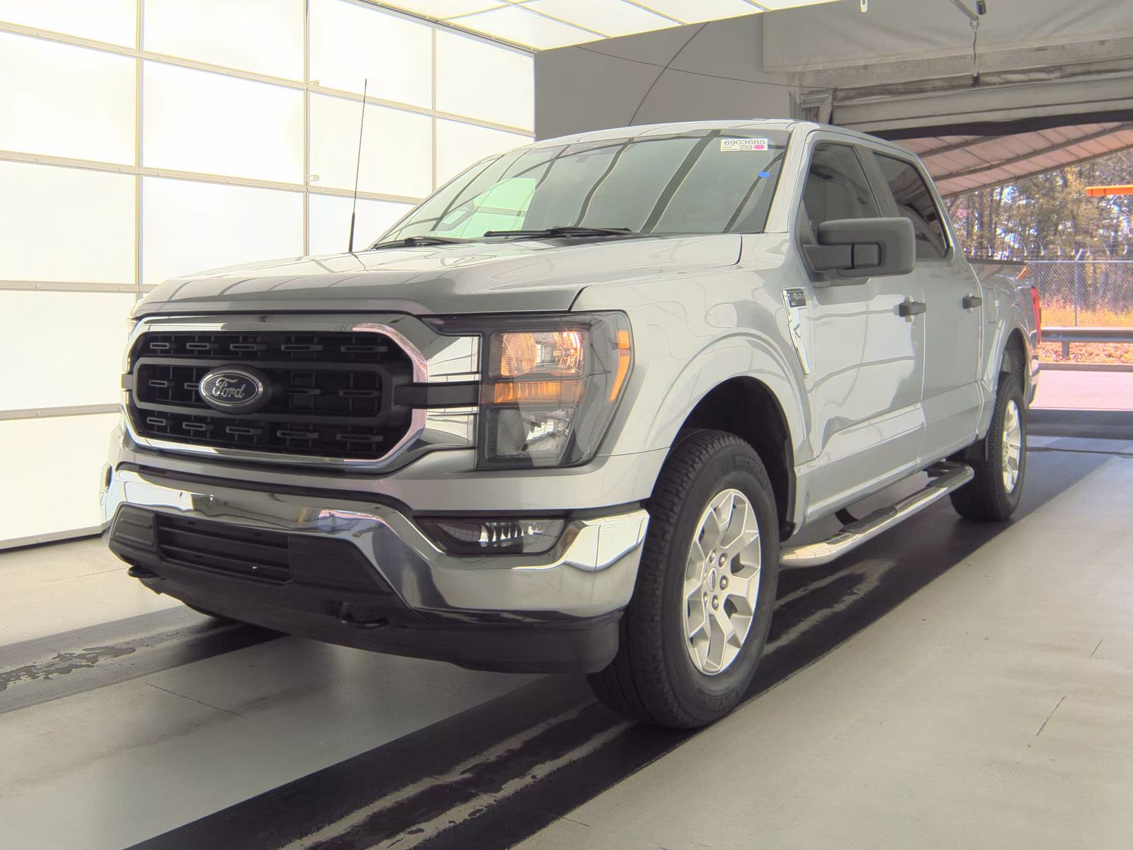 2023 Ford F-150 XLT AWD