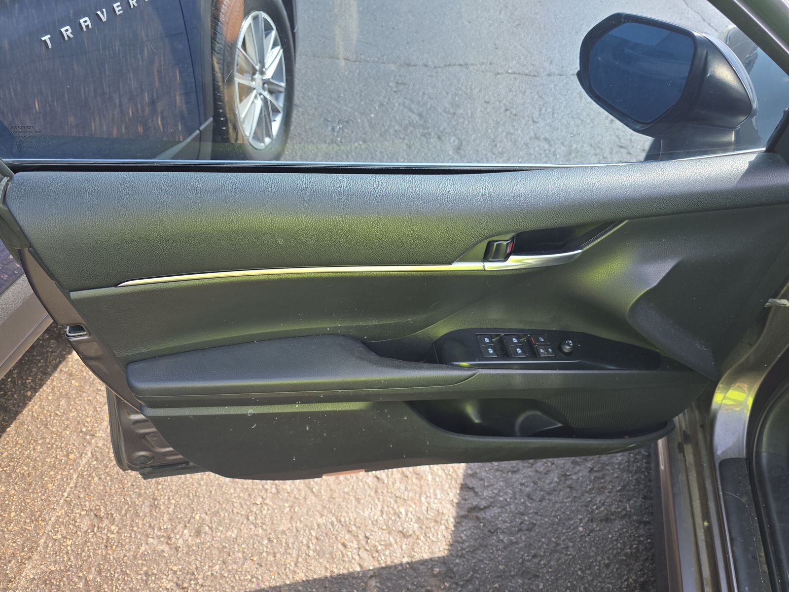 2019 Toyota Camry SE FWD