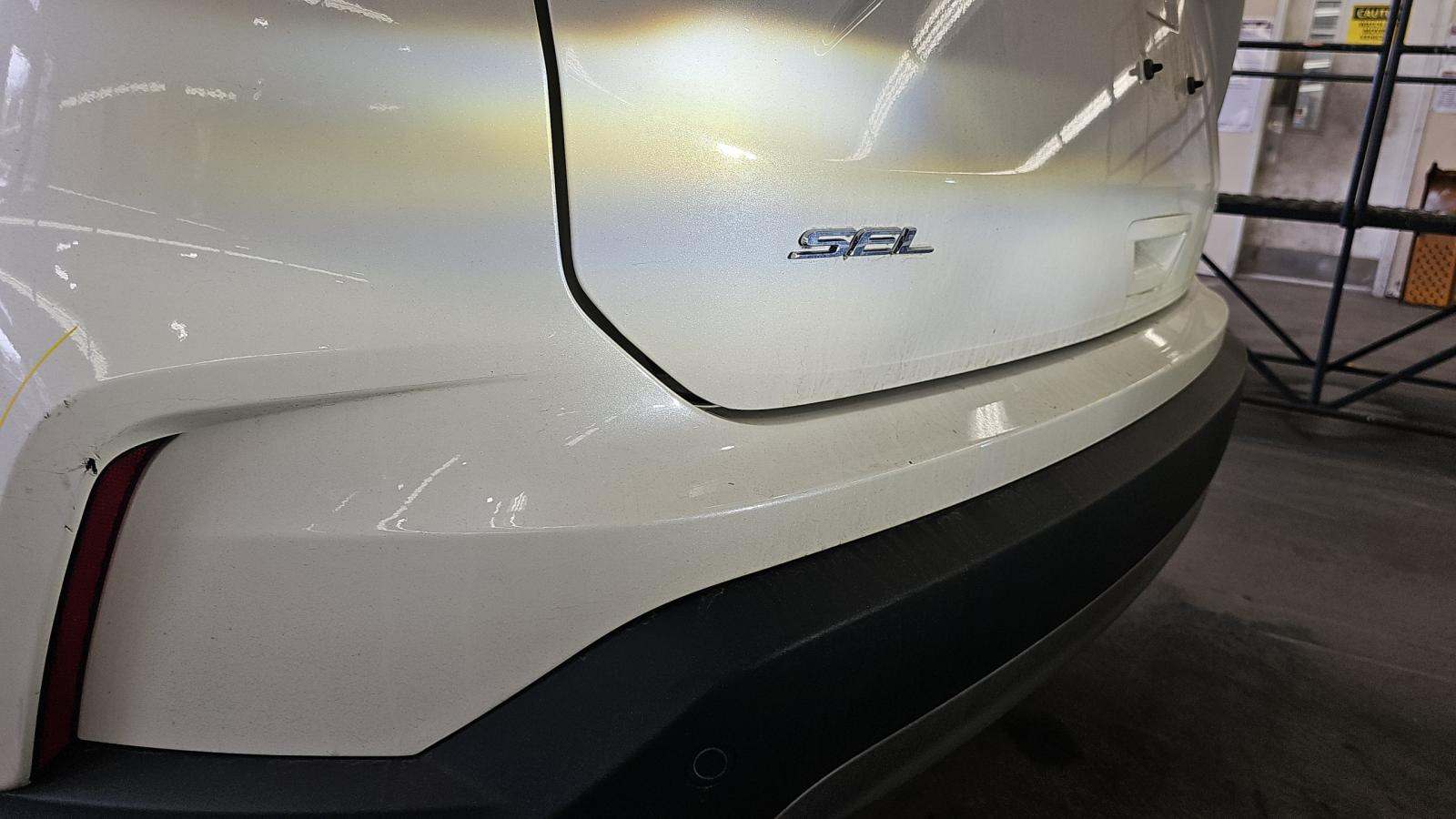 2022 Ford Edge SEL AWD