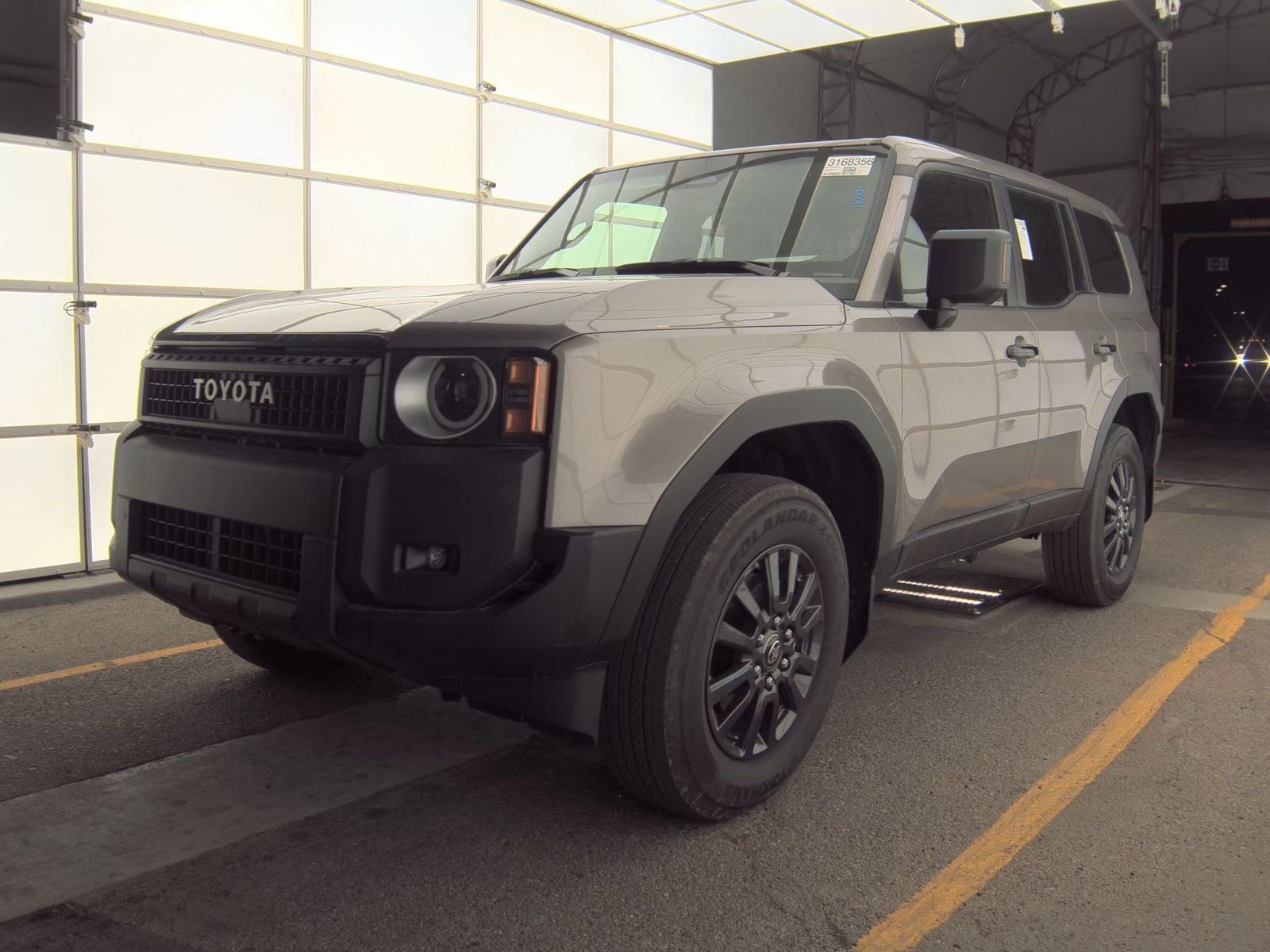 TOYOTA LAND CRUISER - 1