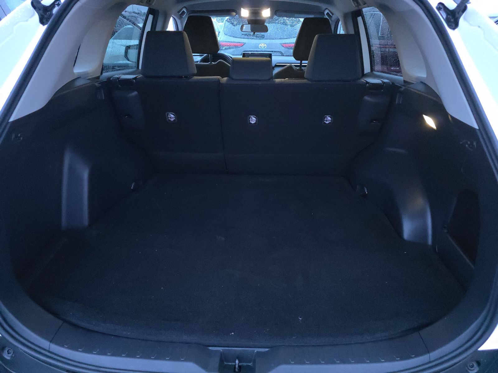 2022 Toyota RAV4 LE FWD