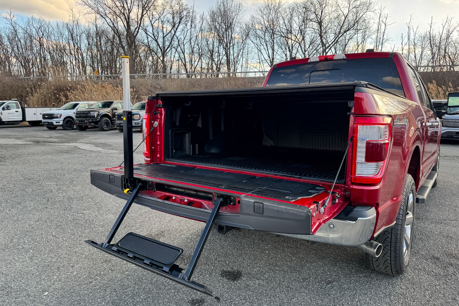 2023 Ford F-150 Lariat AWD
