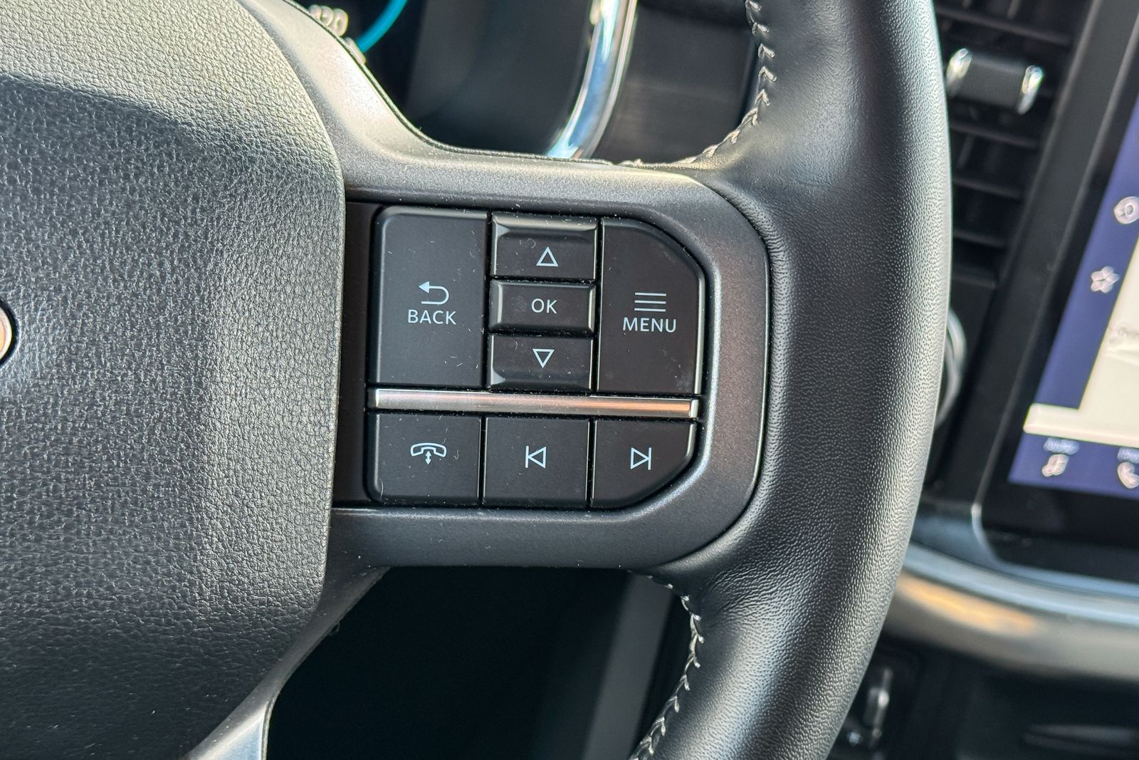 2023 Ford F-150 Lariat AWD