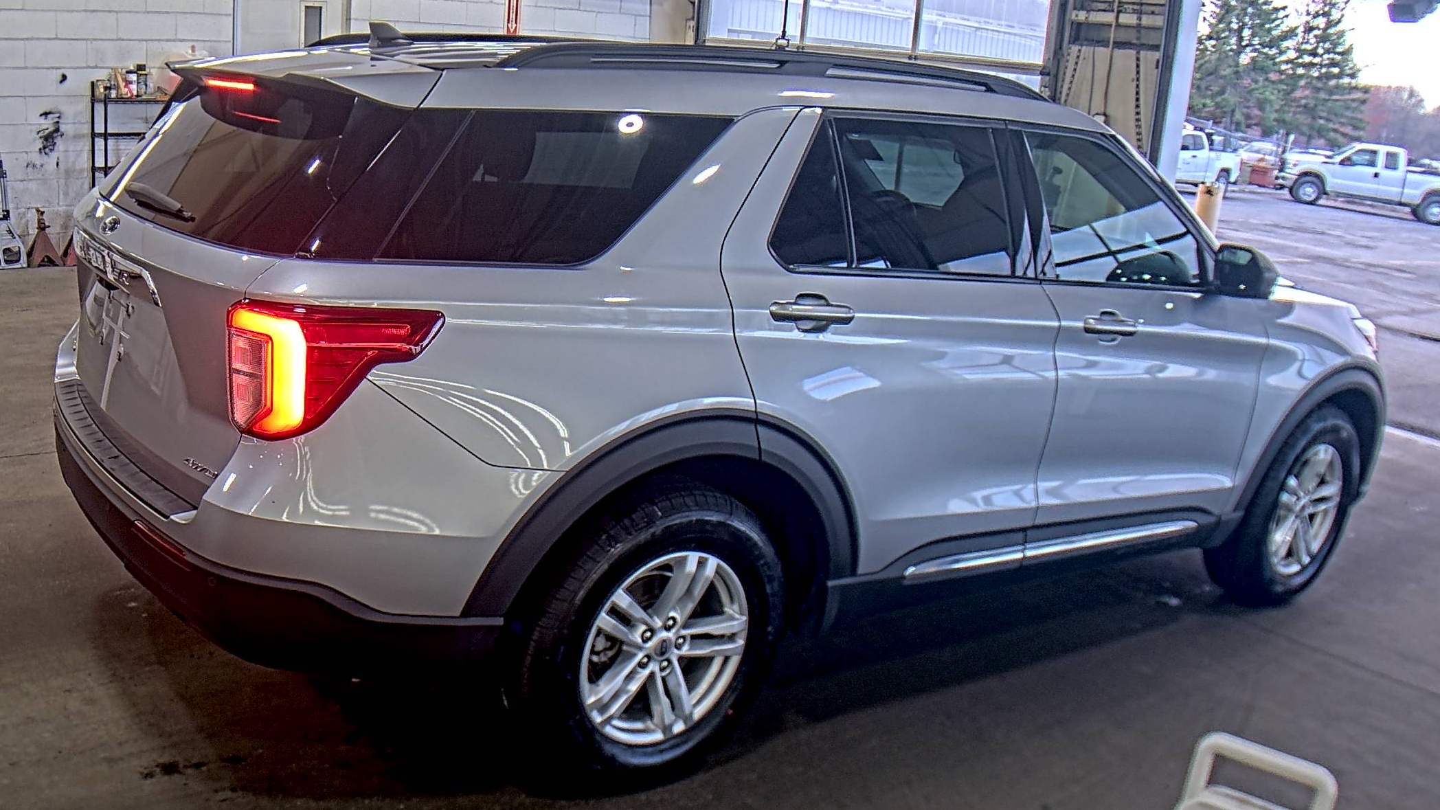 2023 Ford Explorer XLT AWD