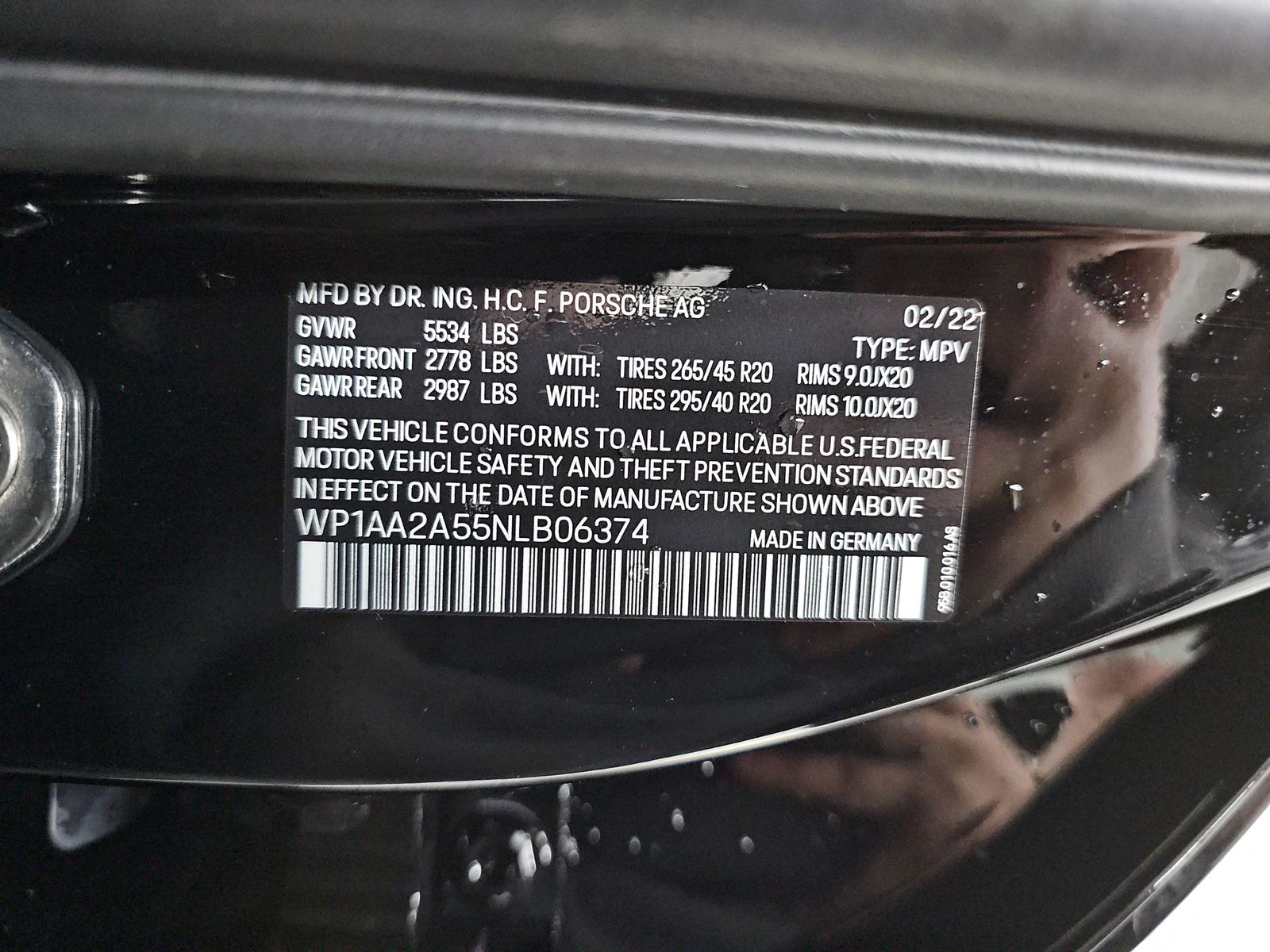 2022 Porsche Macan Base AWD