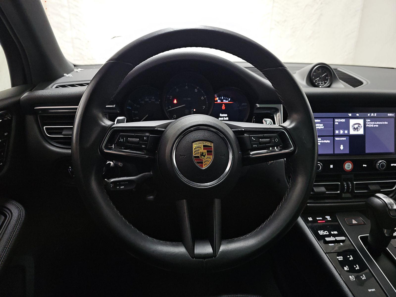 2022 Porsche Macan Base AWD