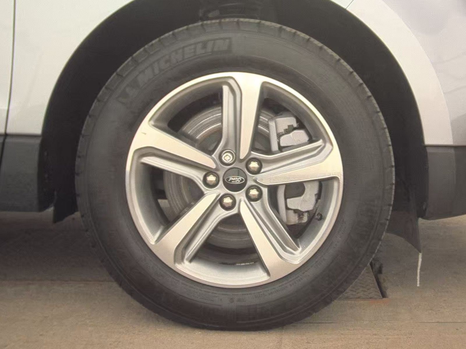 2024 Ford Edge SEL AWD