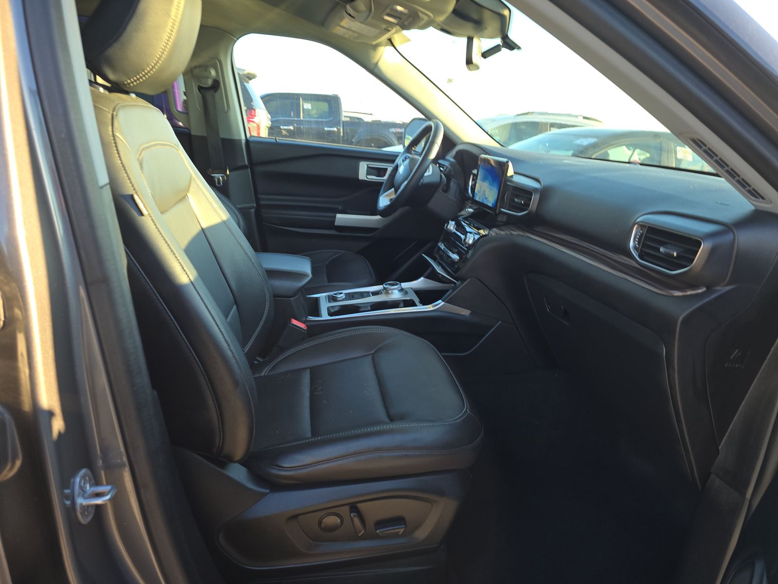 2022 Ford Explorer Limited AWD