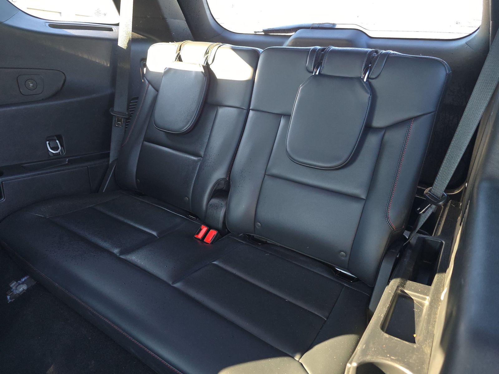 2025 Ford Explorer ST-Line AWD