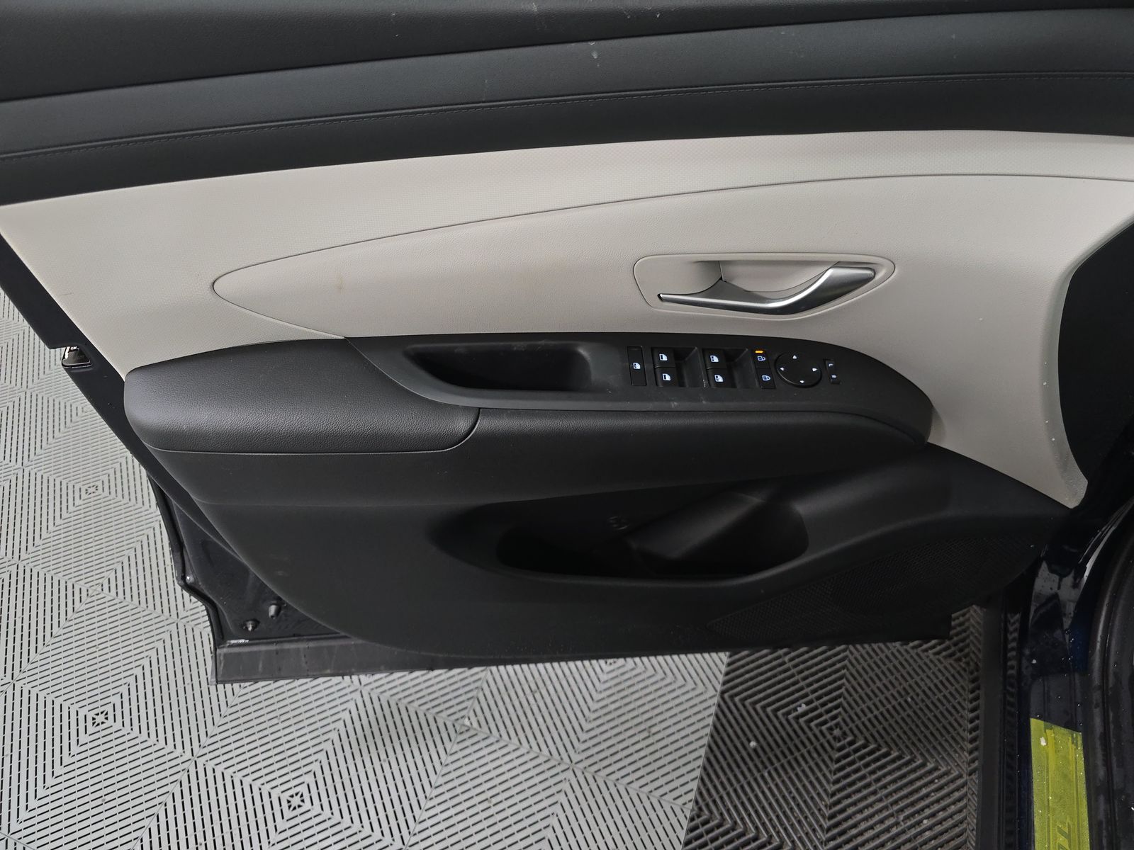 HYUNDAI UNKNOWN - 10