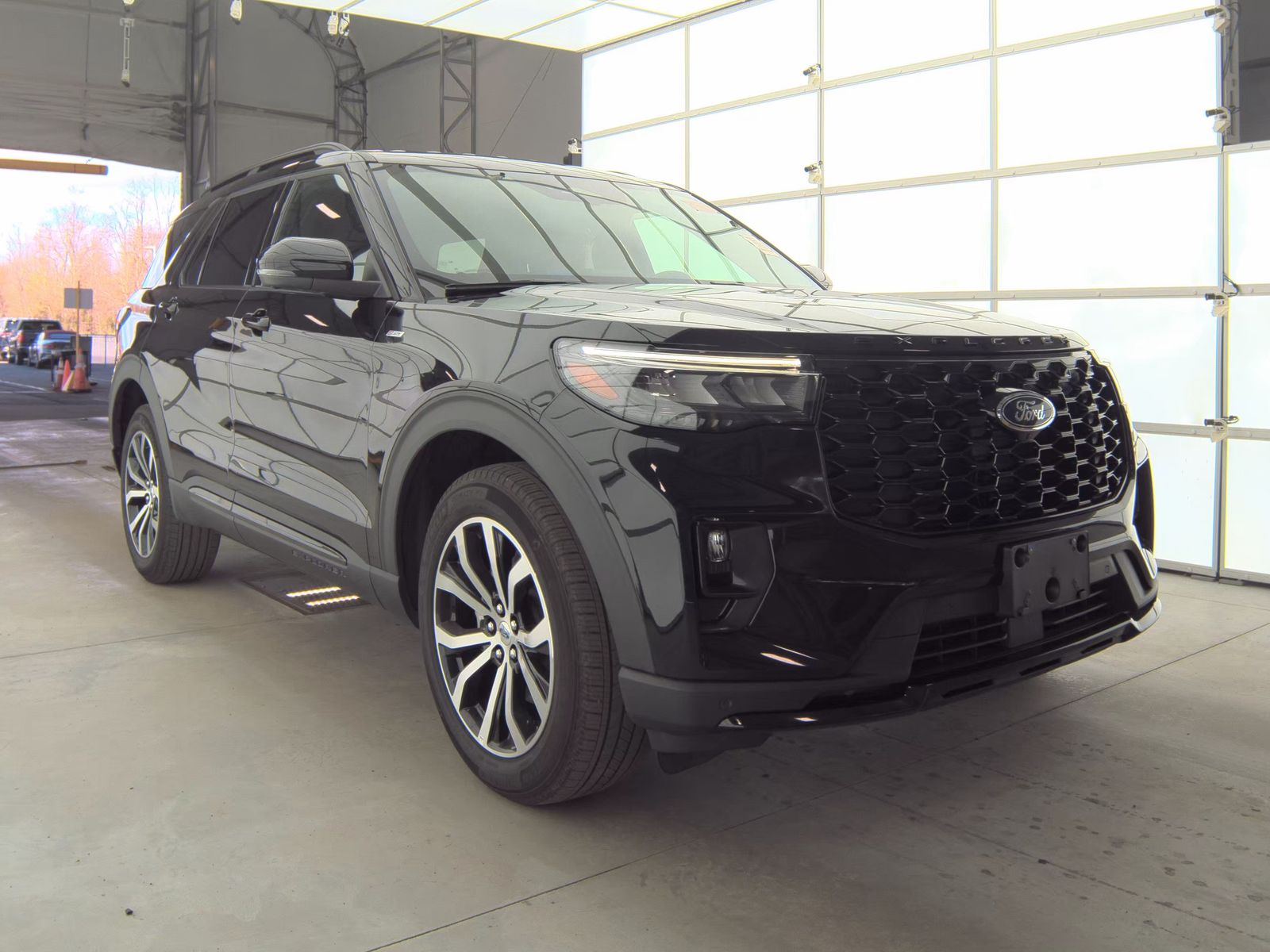 2025 Ford Explorer ST-Line AWD