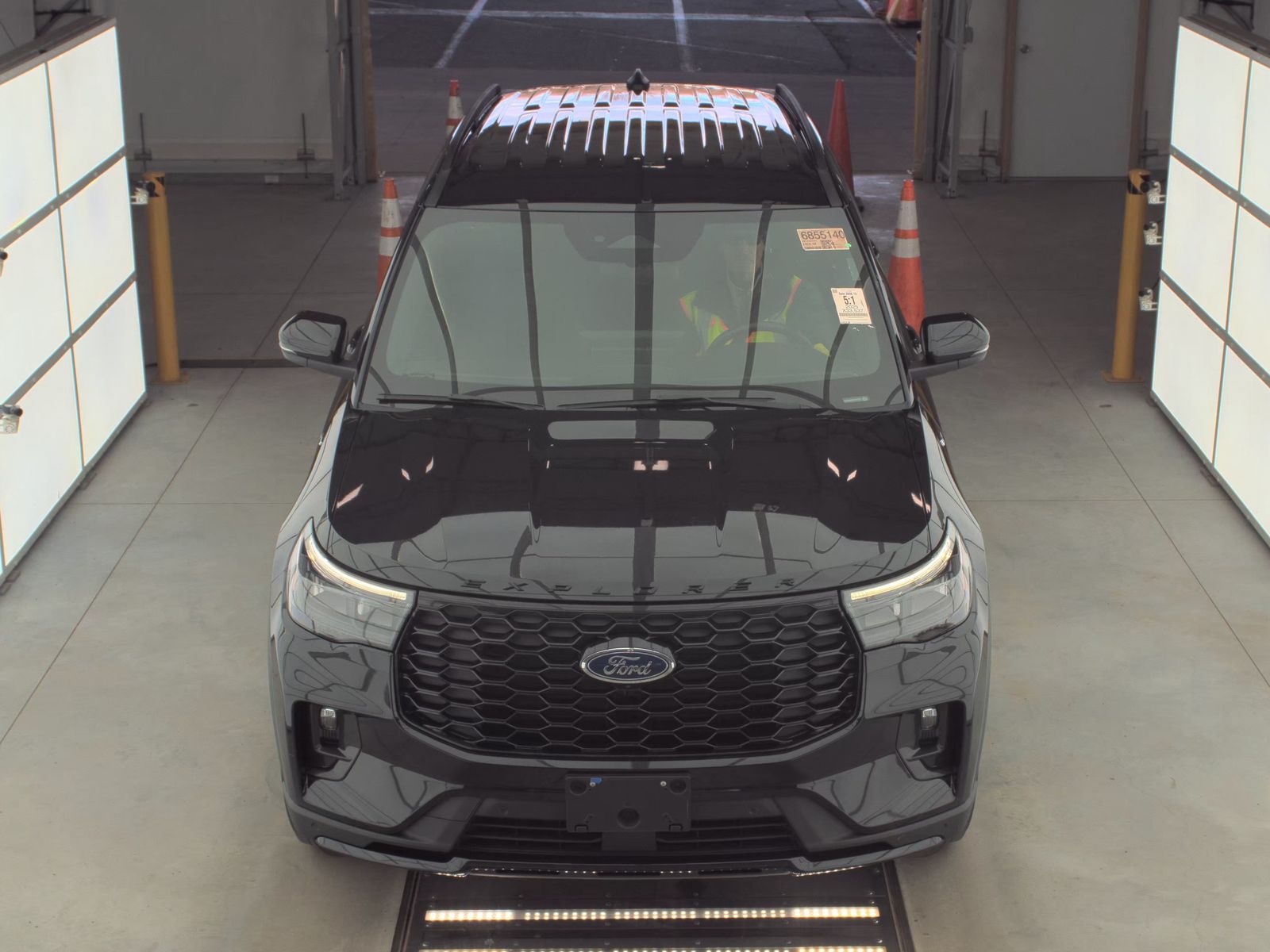 2025 Ford Explorer ST-Line AWD