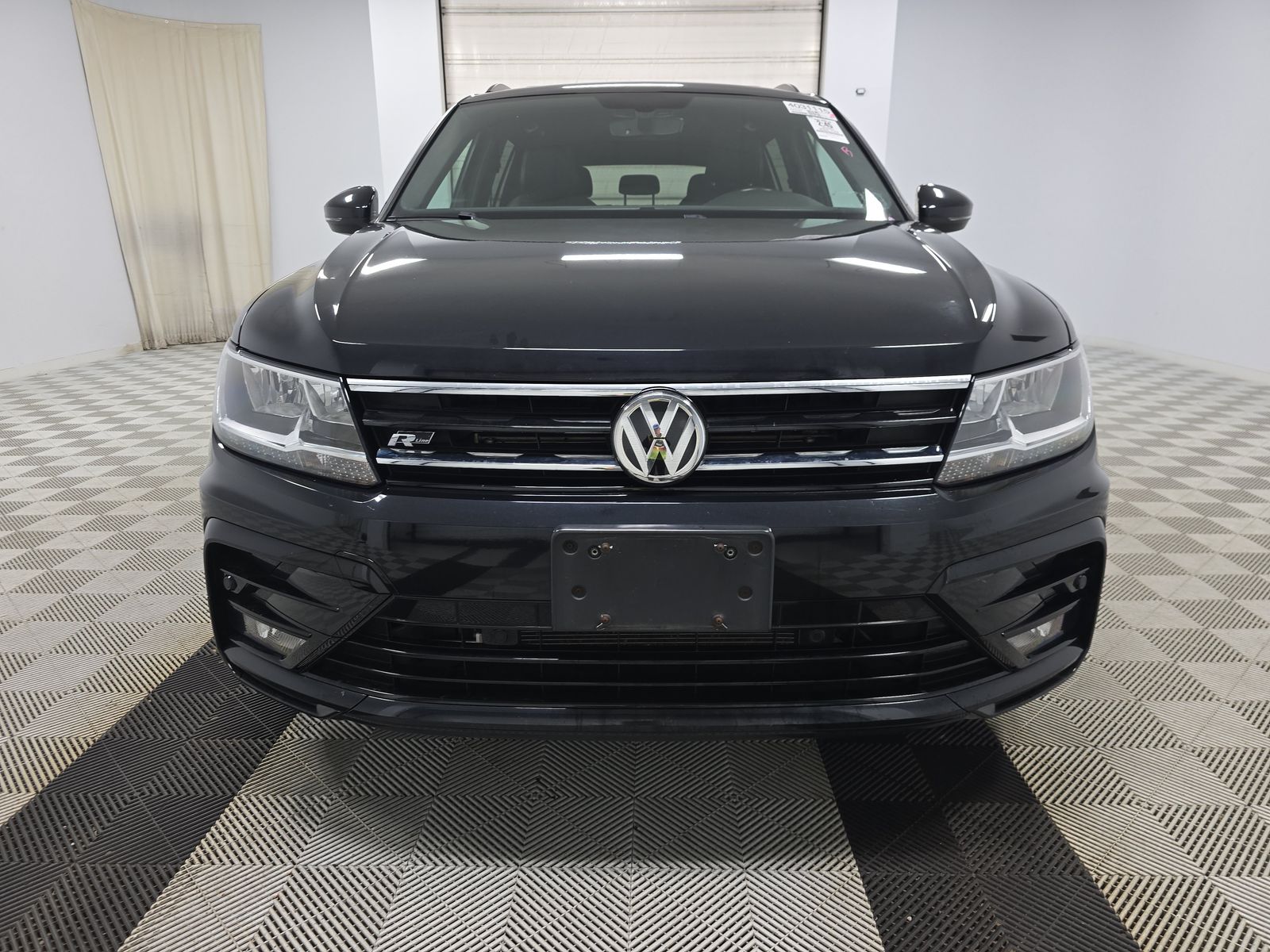 2020 Volkswagen Tiguan 2.0T SE R-Line Black AWD