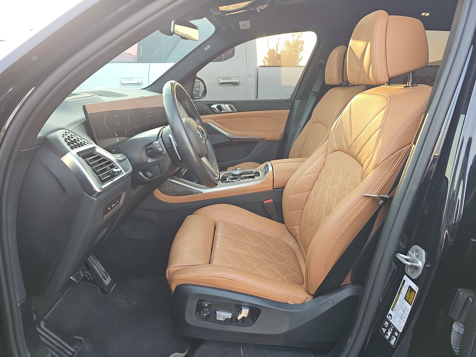 2025 BMW X7 xDrive40i AWD