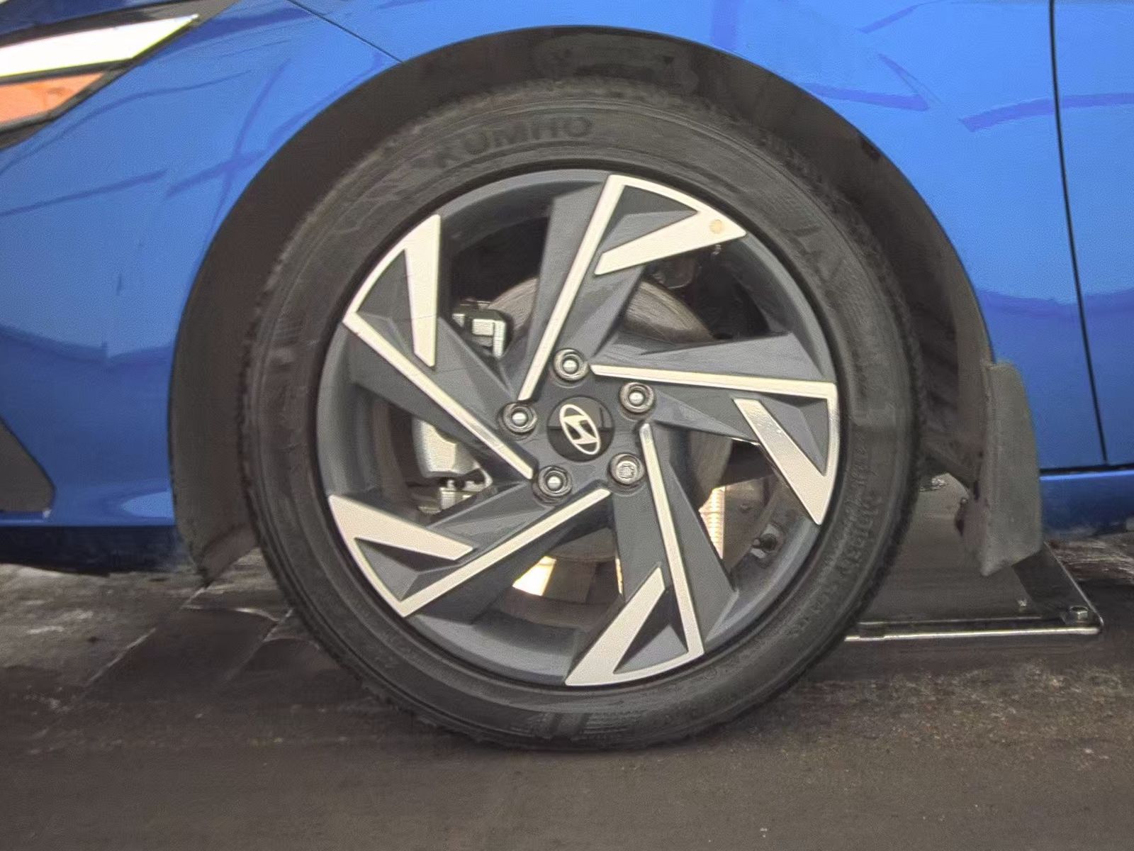 HYUNDAI SEL SPORT - 10