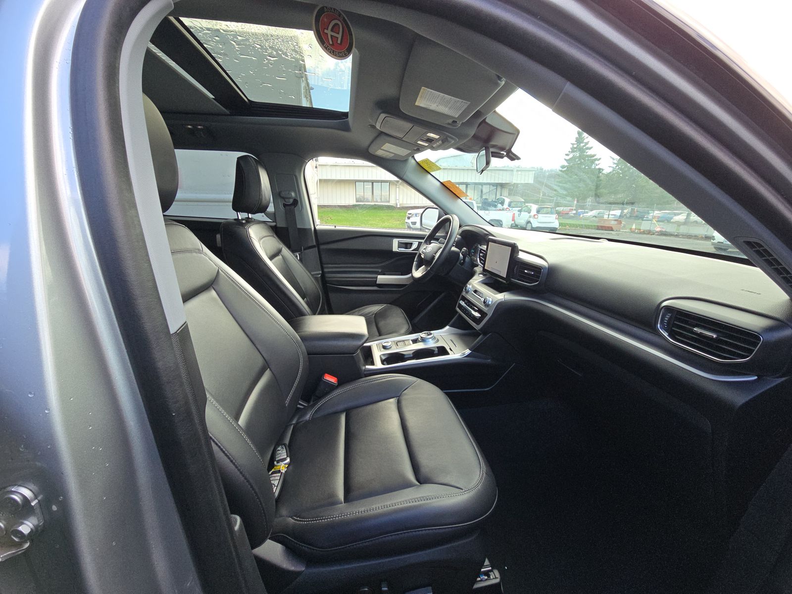 2022 Ford Explorer XLT AWD