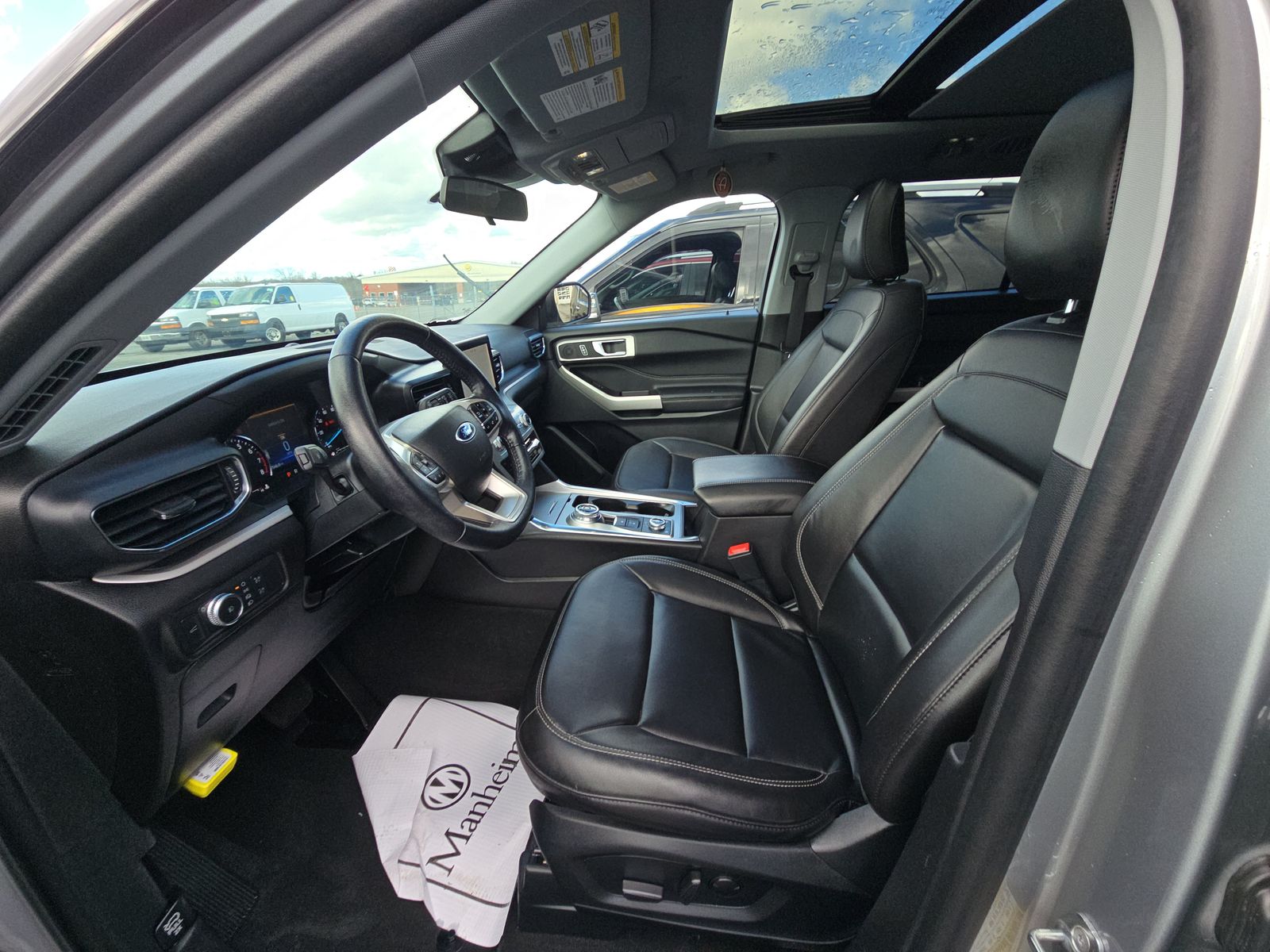 2022 Ford Explorer XLT AWD