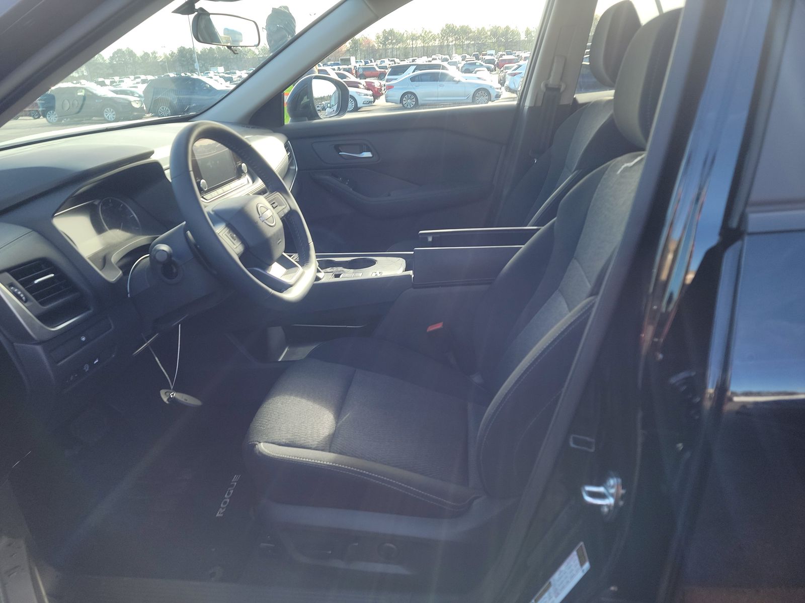 2025 Nissan Rogue SV FWD