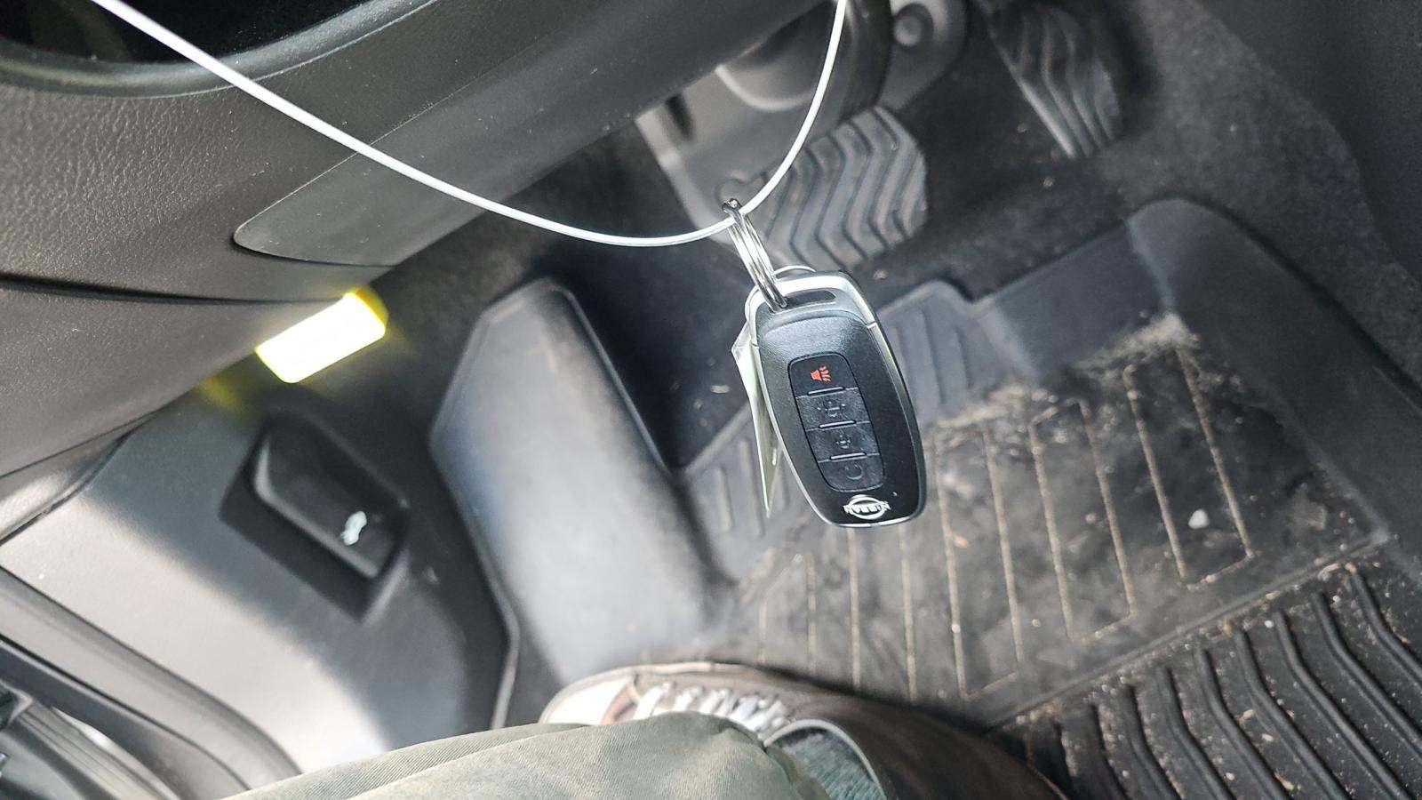 2023 Nissan Rogue SV FWD