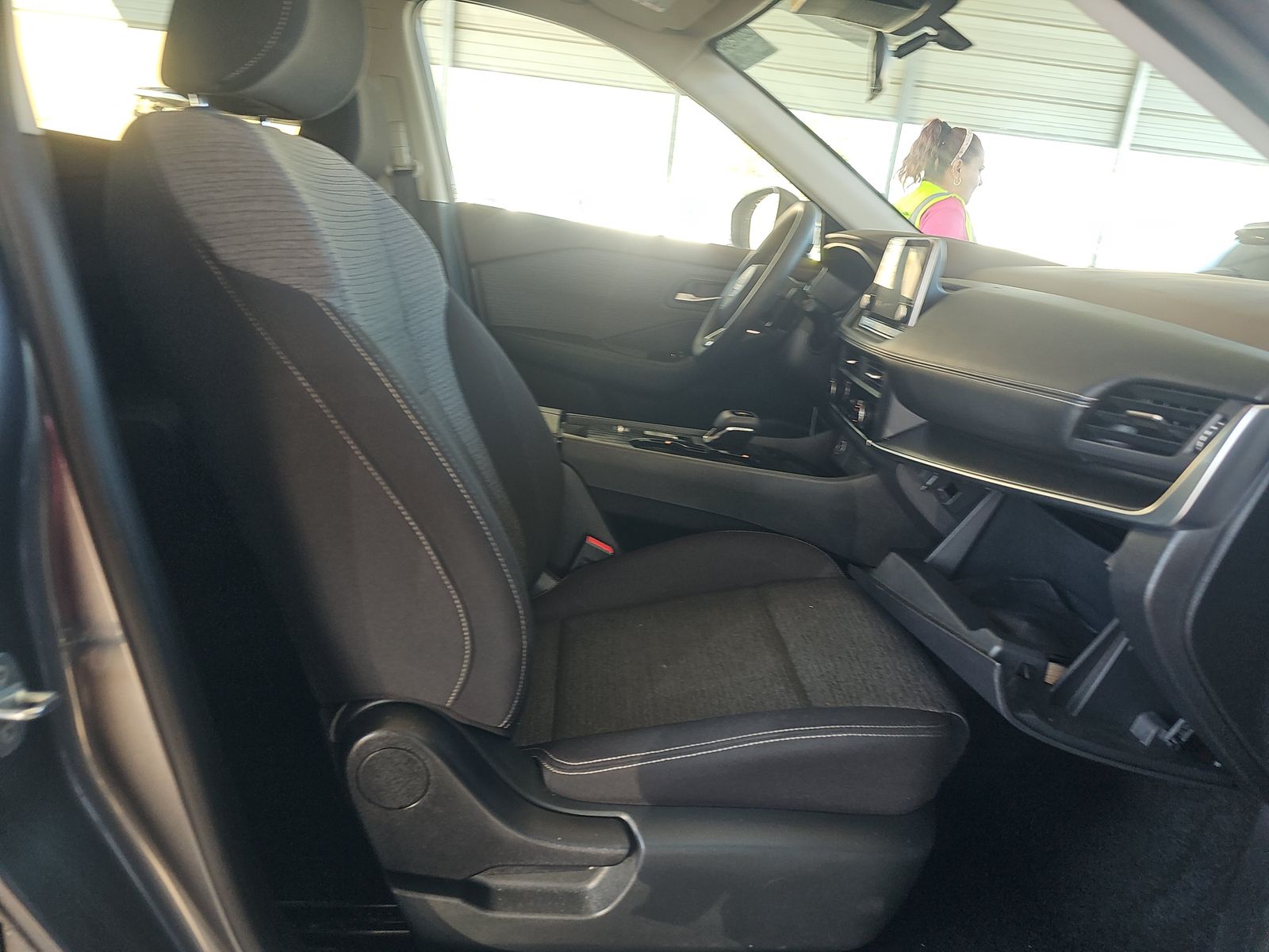 2023 Nissan Rogue SV FWD