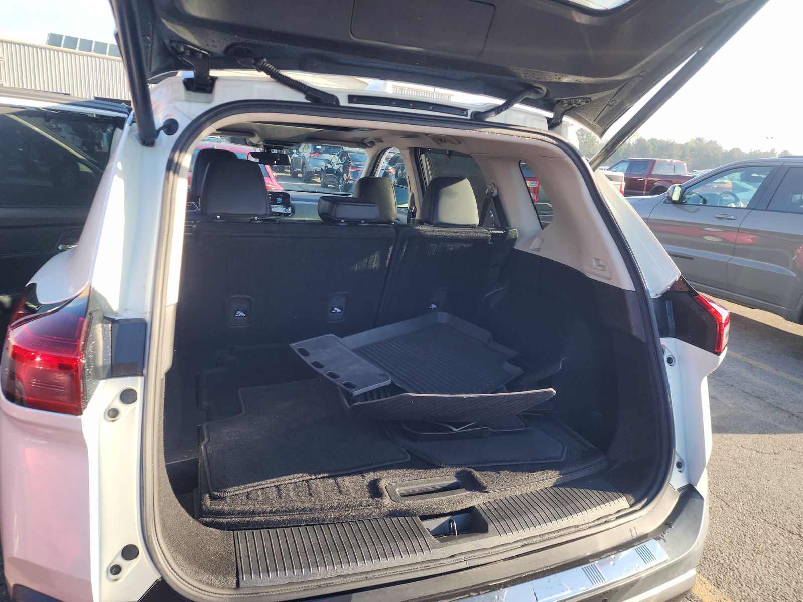 2023 Nissan Rogue SL FWD