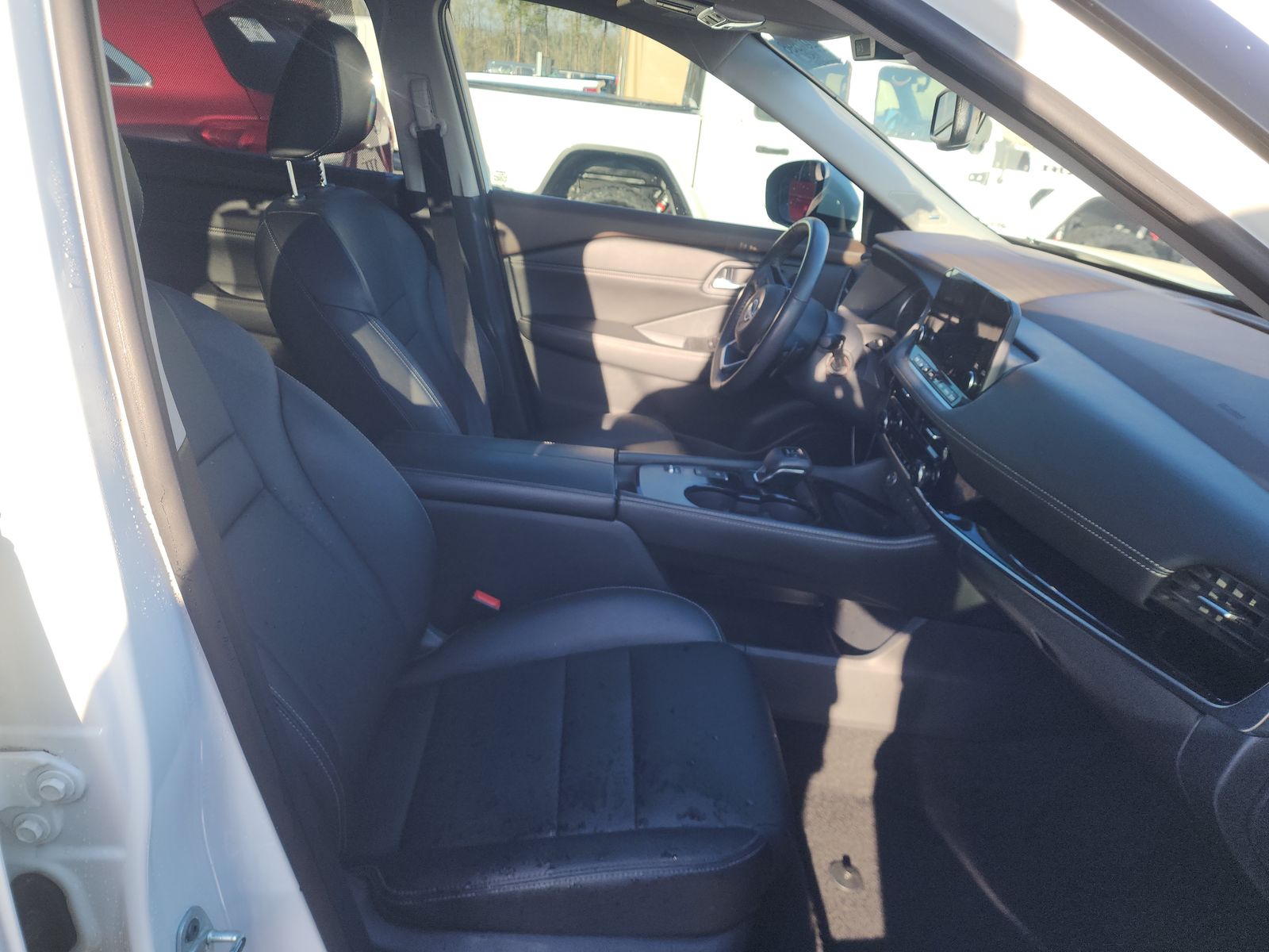 2023 Nissan Rogue SL FWD