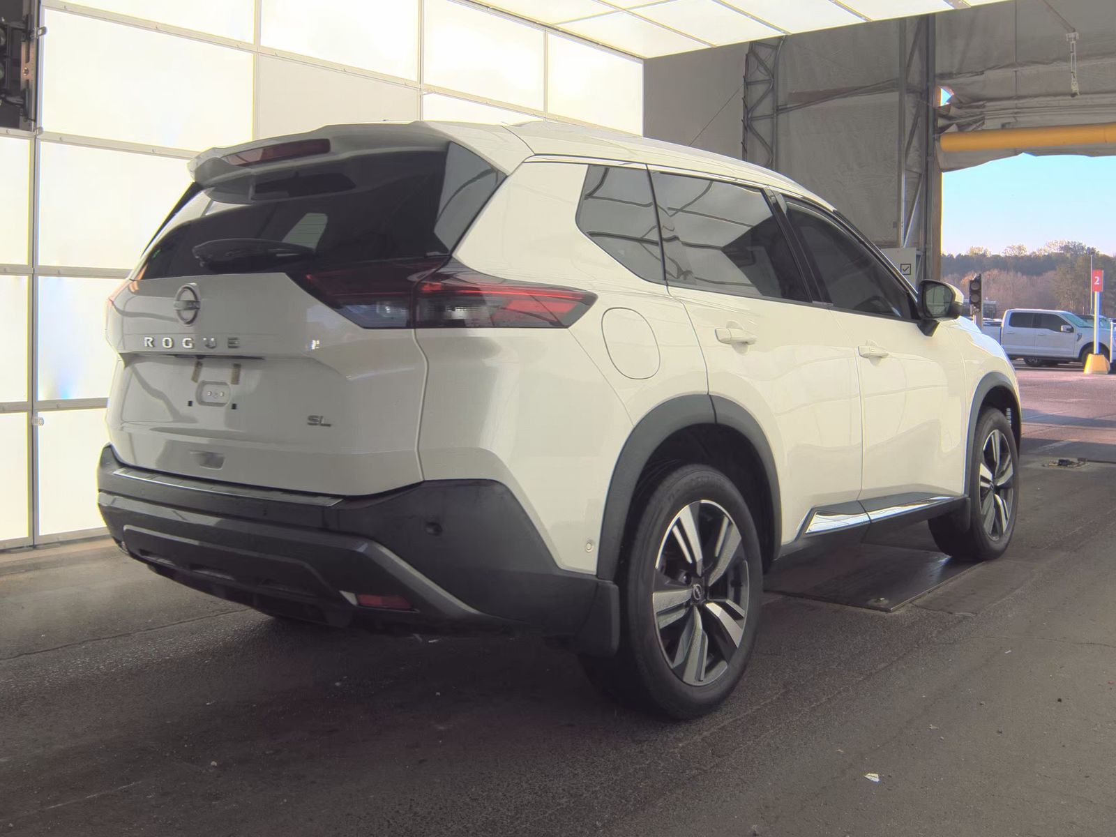 2023 Nissan Rogue SL FWD