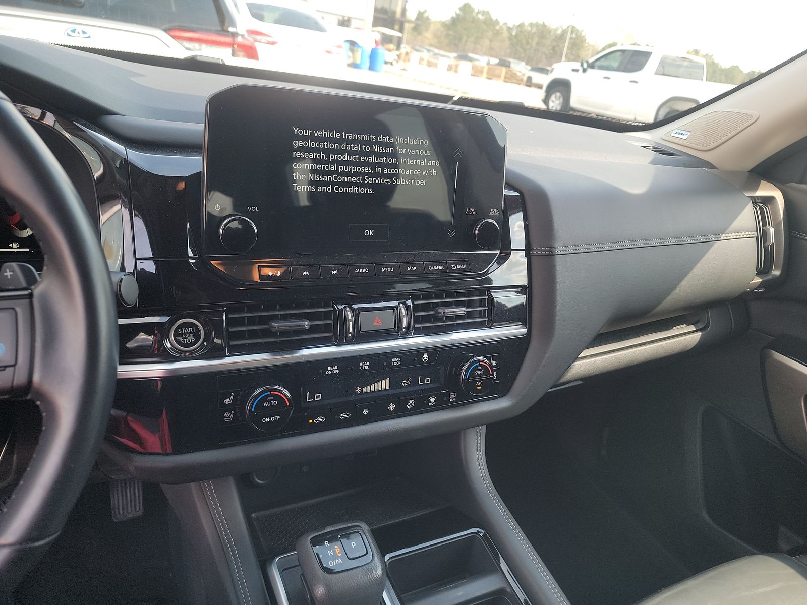 2023 Nissan Pathfinder Platinum FWD