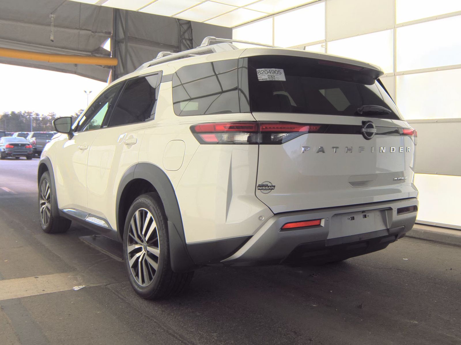 2023 Nissan Pathfinder Platinum FWD
