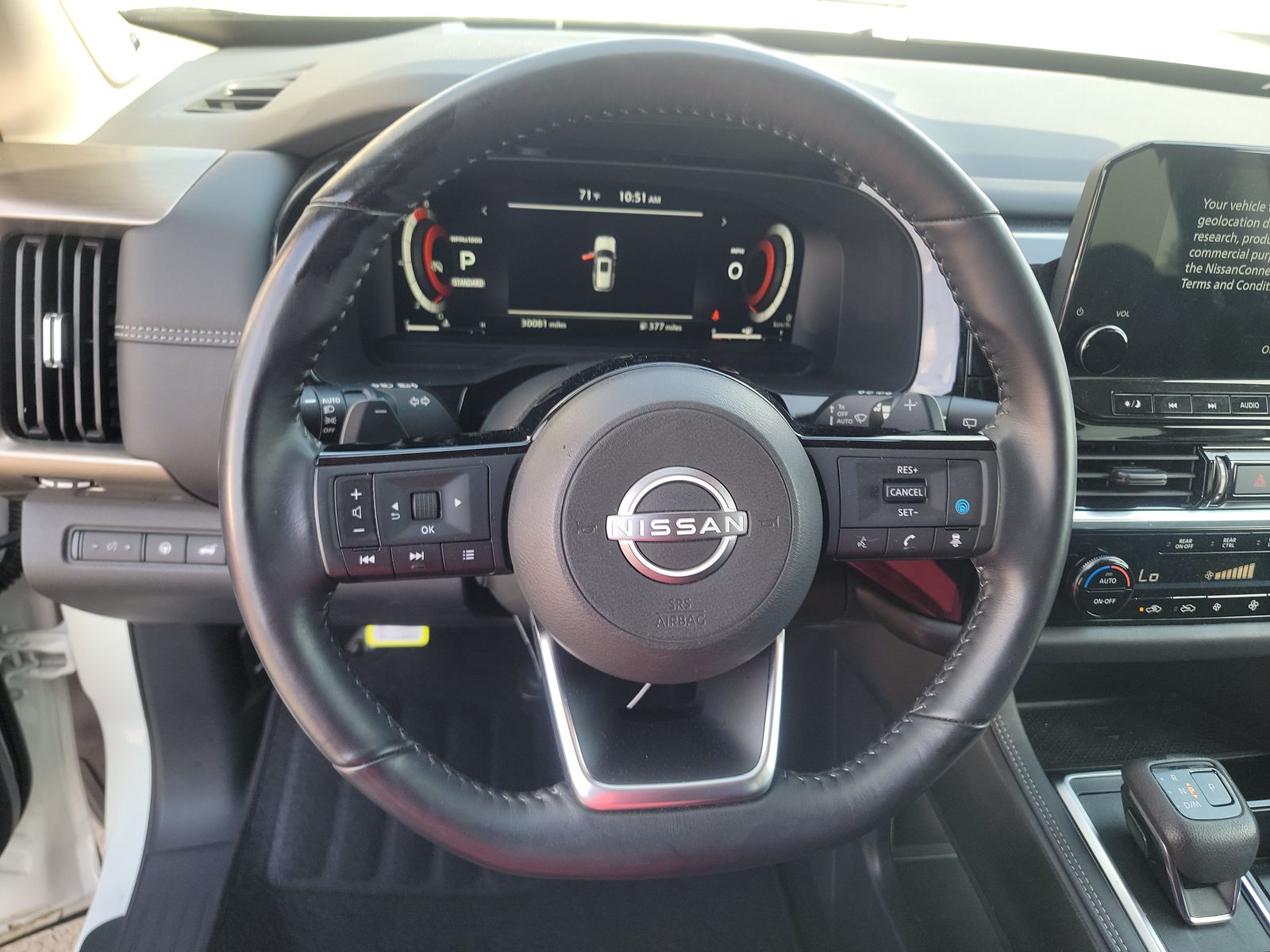 2023 Nissan Pathfinder Platinum FWD