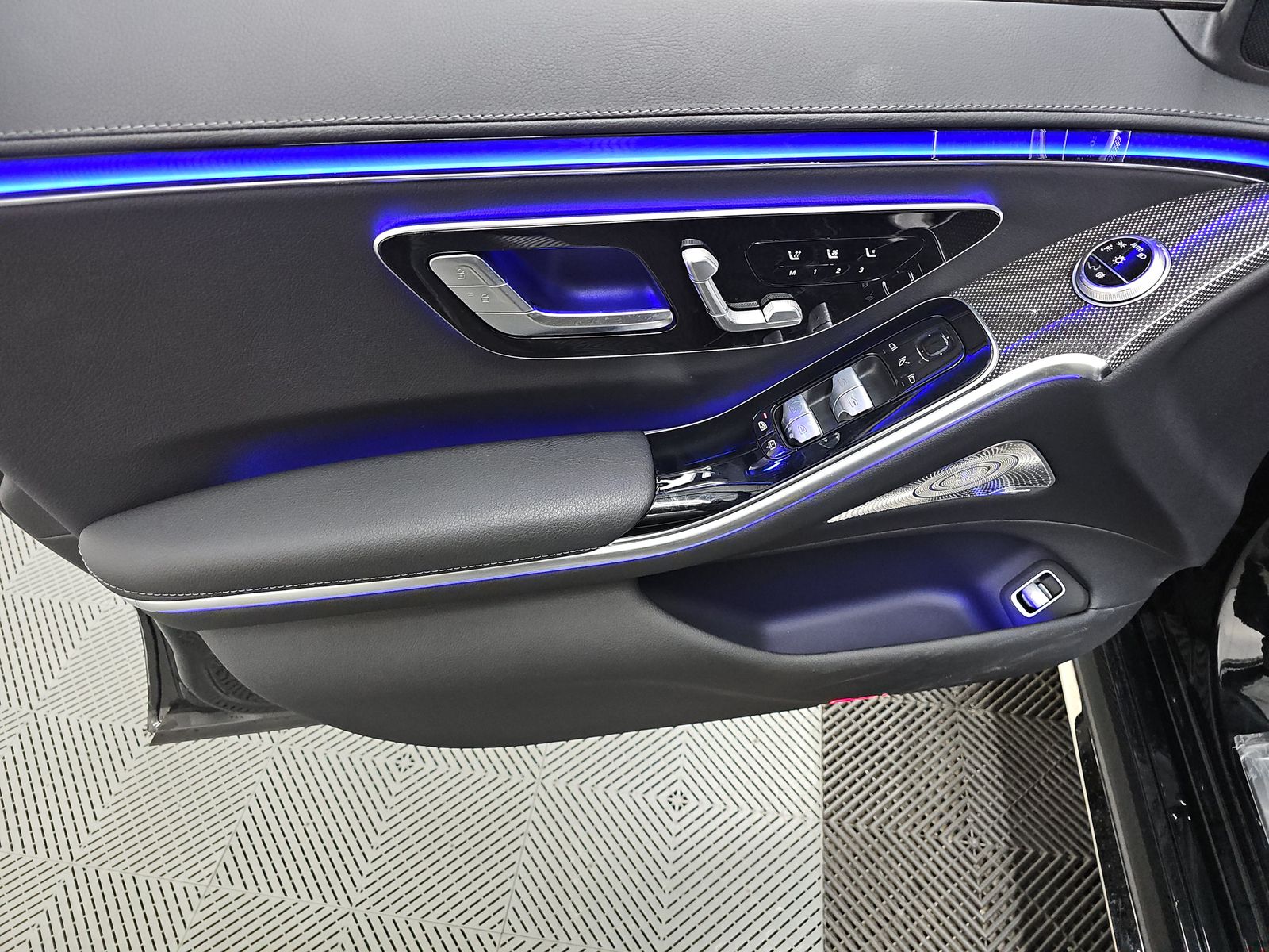 MERCEDES-BENZ S-CLASS - 10