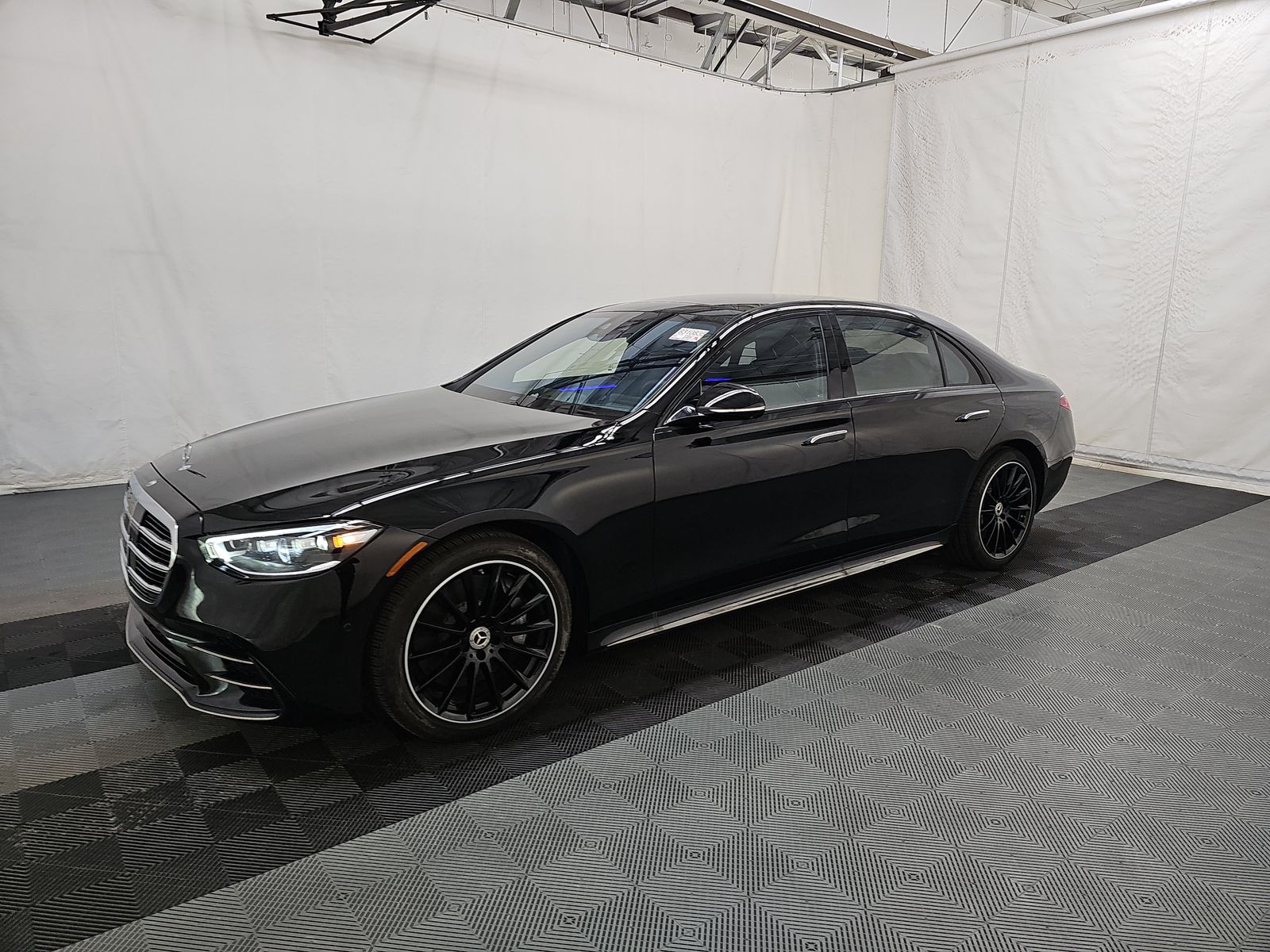 MERCEDES-BENZ S-CLASS - 1