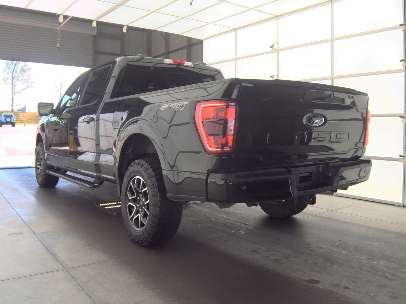 2023 Ford F-150 XLT AWD