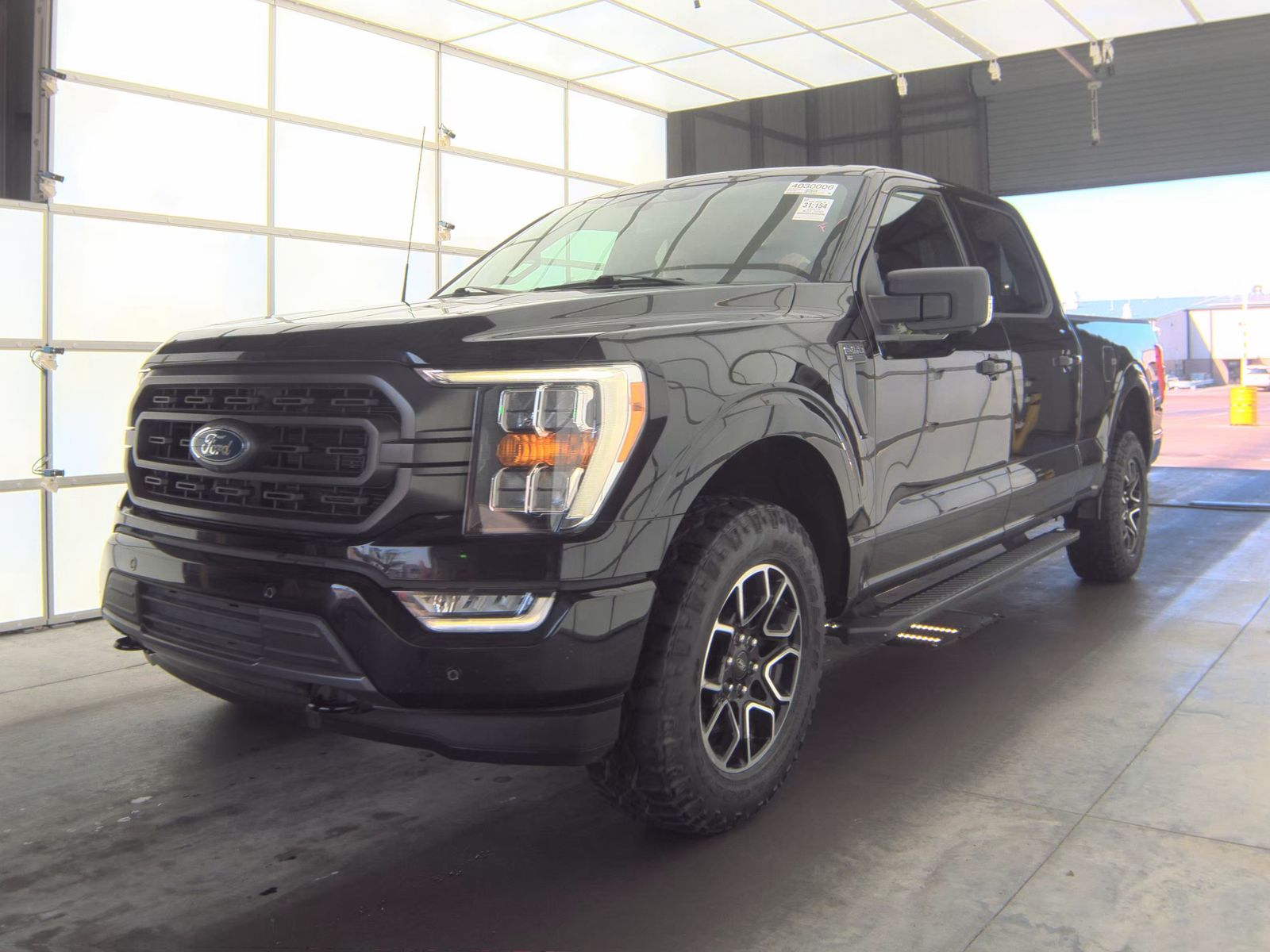 2023 Ford F-150 XLT AWD