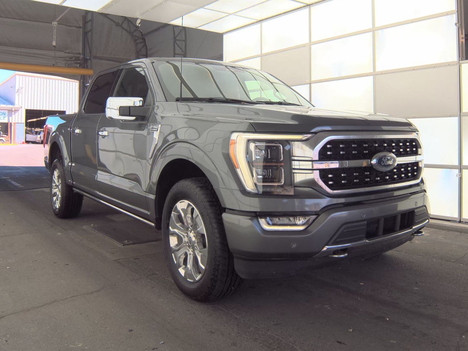 2023 Ford F-150 Platinum AWD