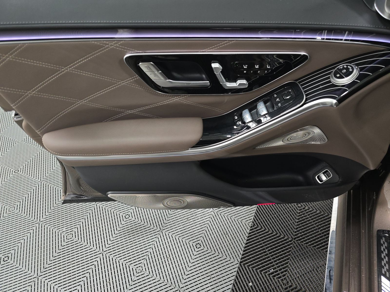 MERCEDES-BENZ S-CLASS - 10