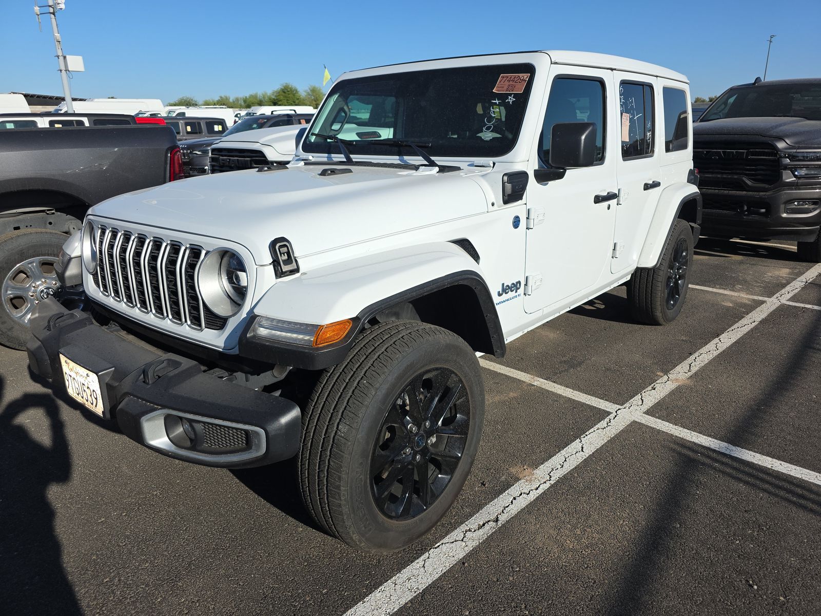 JEEP SAHARA - 1