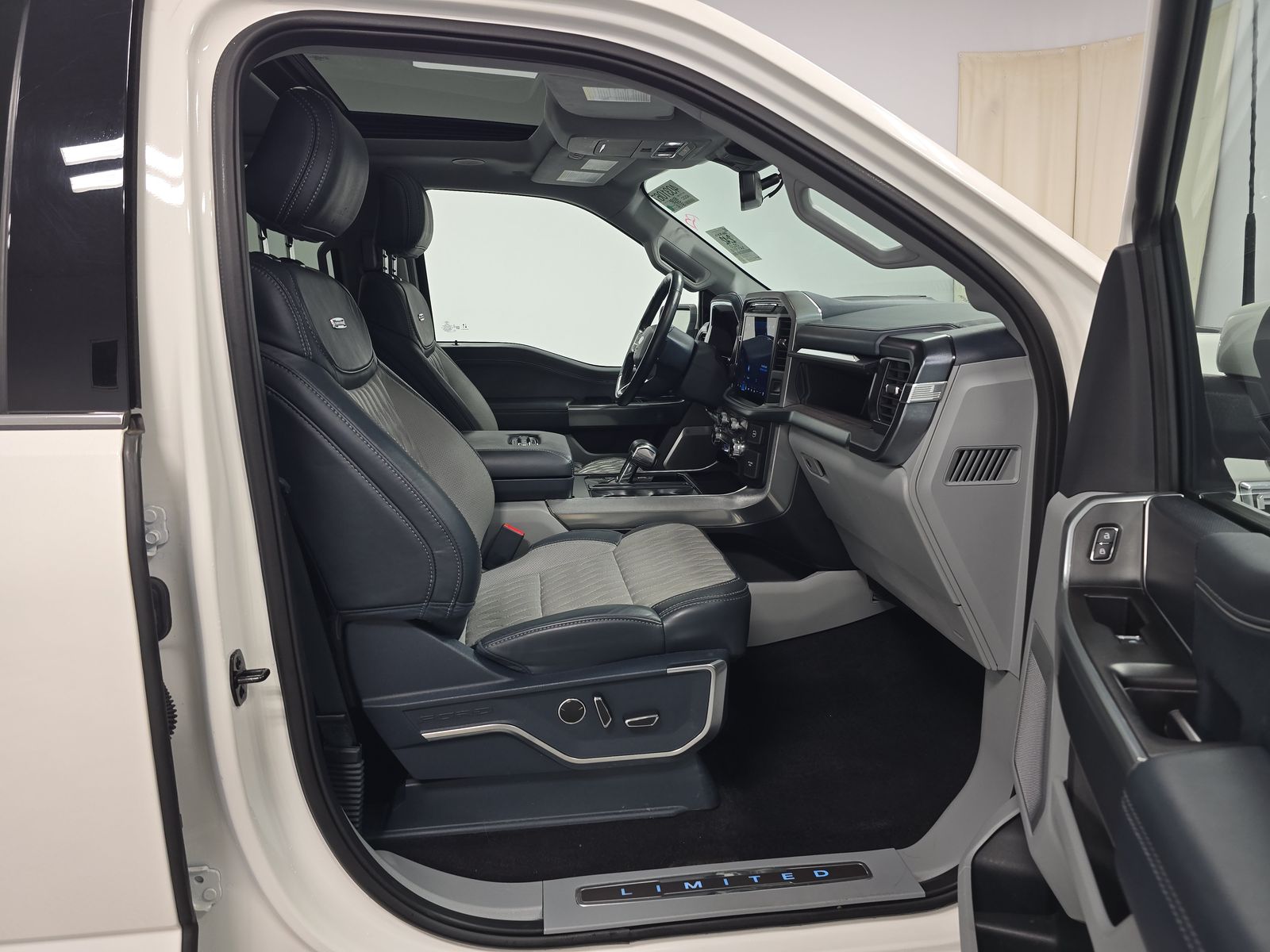 2023 Ford F-150 Hybrid Limited AWD