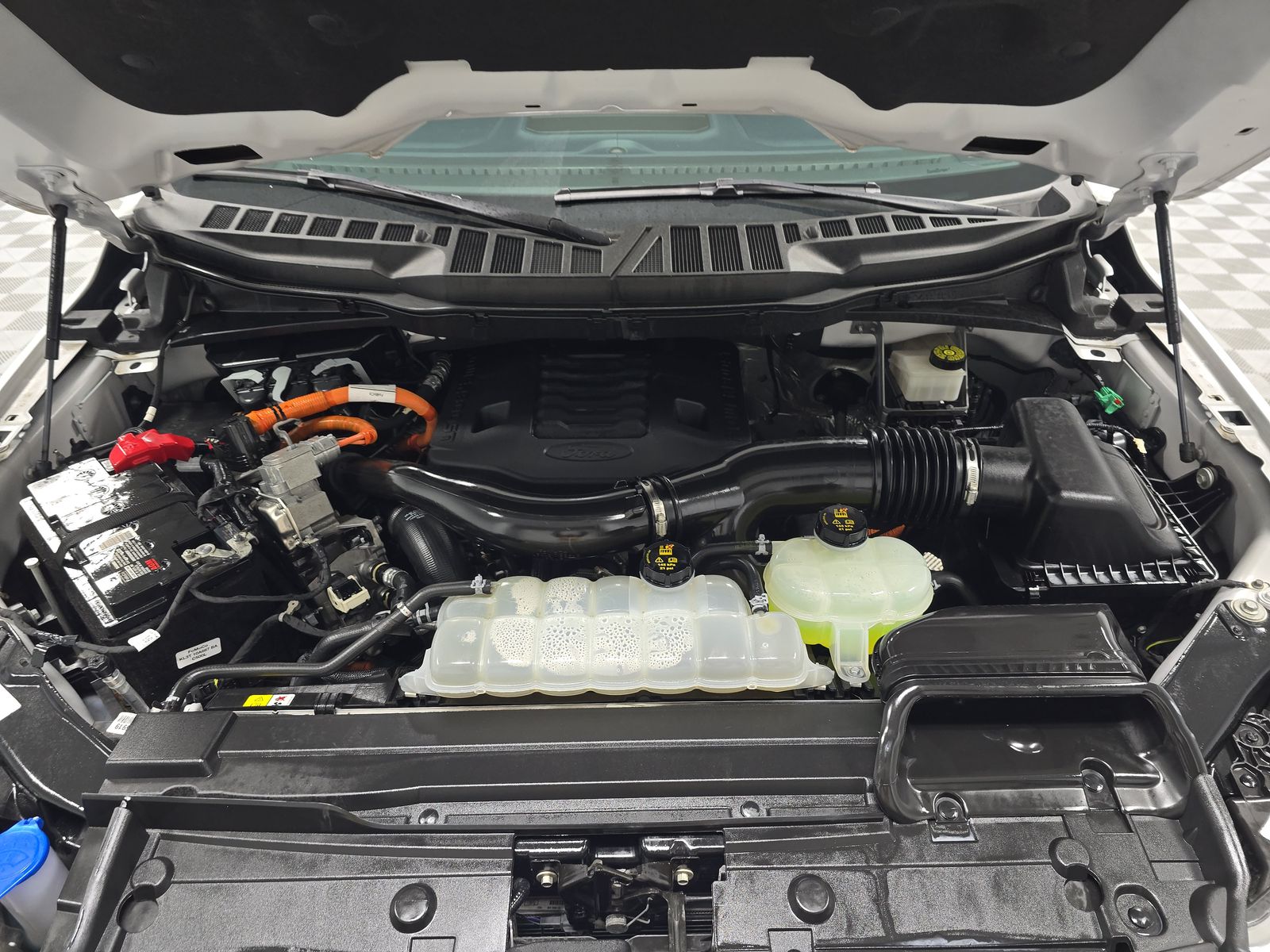 2023 Ford F-150 Hybrid Limited AWD